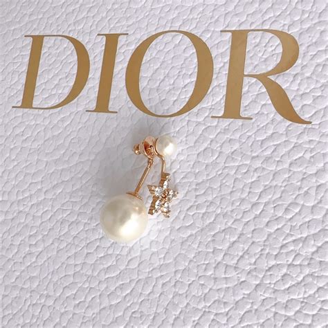 dior 星 ピアス|DIOR .